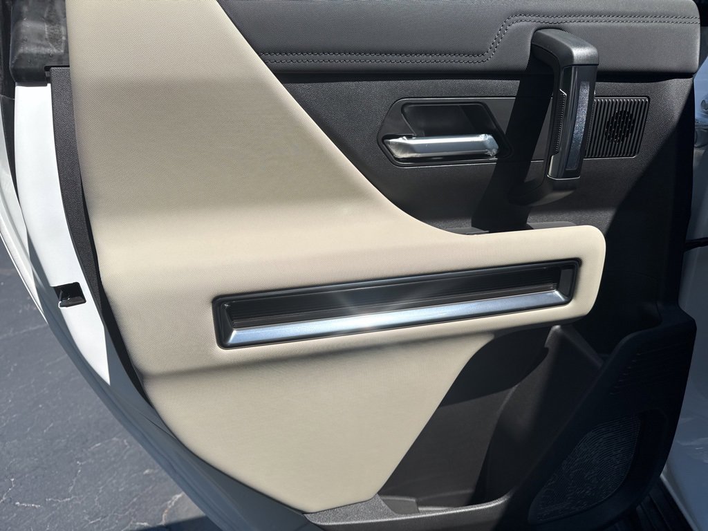 New 2026 GMC Hummer EV 4x4 Crew Cab image 10