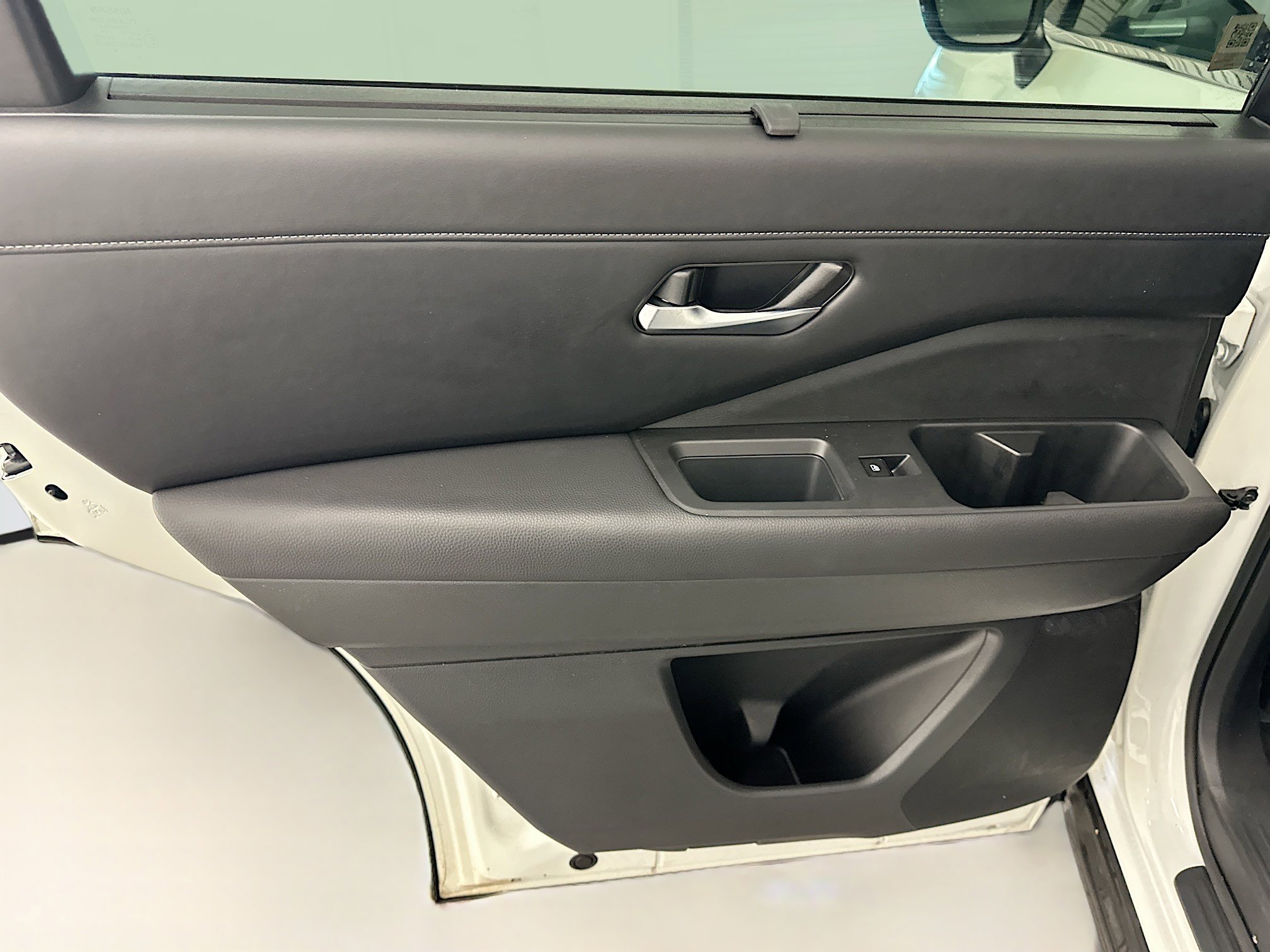 Used 2024 Nissan Pathfinder SL image 27