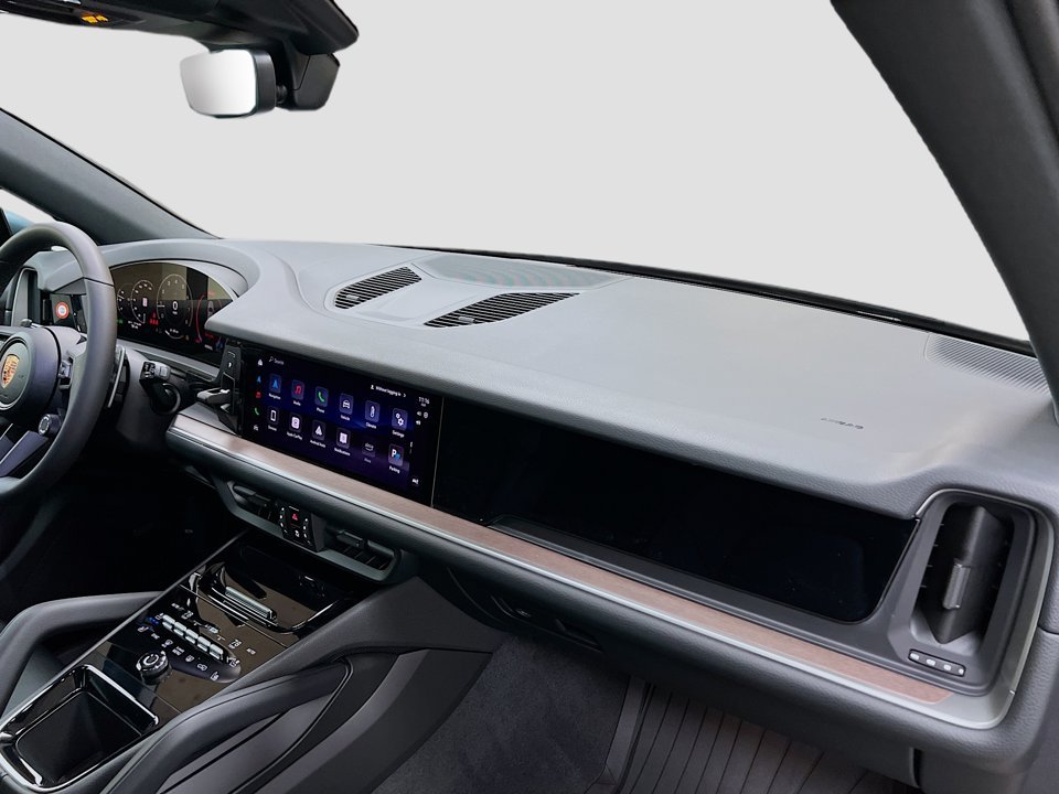 New 2026 Porsche Cayenne AWD/4WD image 31