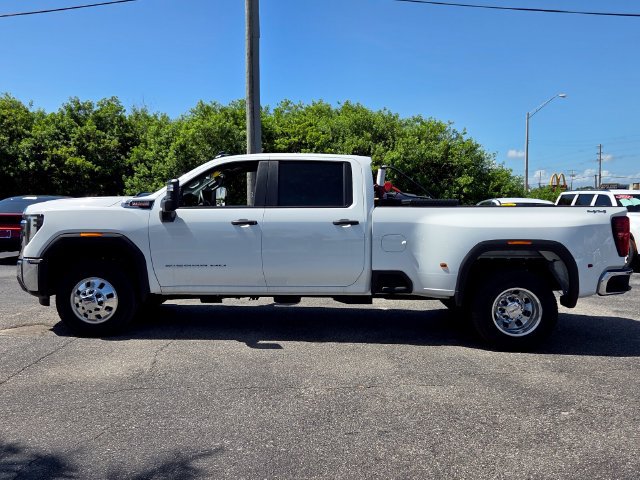 Used 2026 GMC Sierra 3500 Pro w/ 1SA Pro Safety Plus Package AWD/4WD image 4