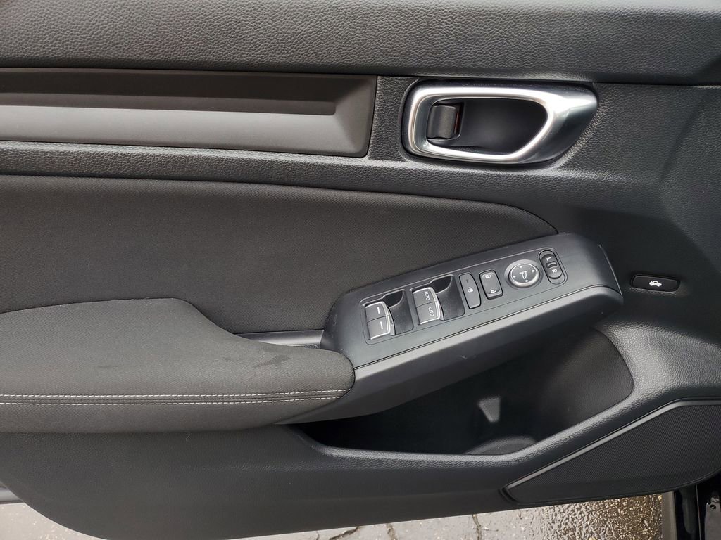 Certified 2025 Honda Civic Sport image 10