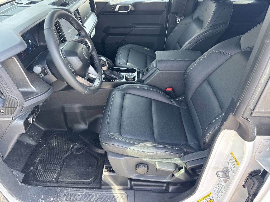 New 2026 Ford Bronco Big Bend w/ Black Diamond Package AWD/4WD image 9