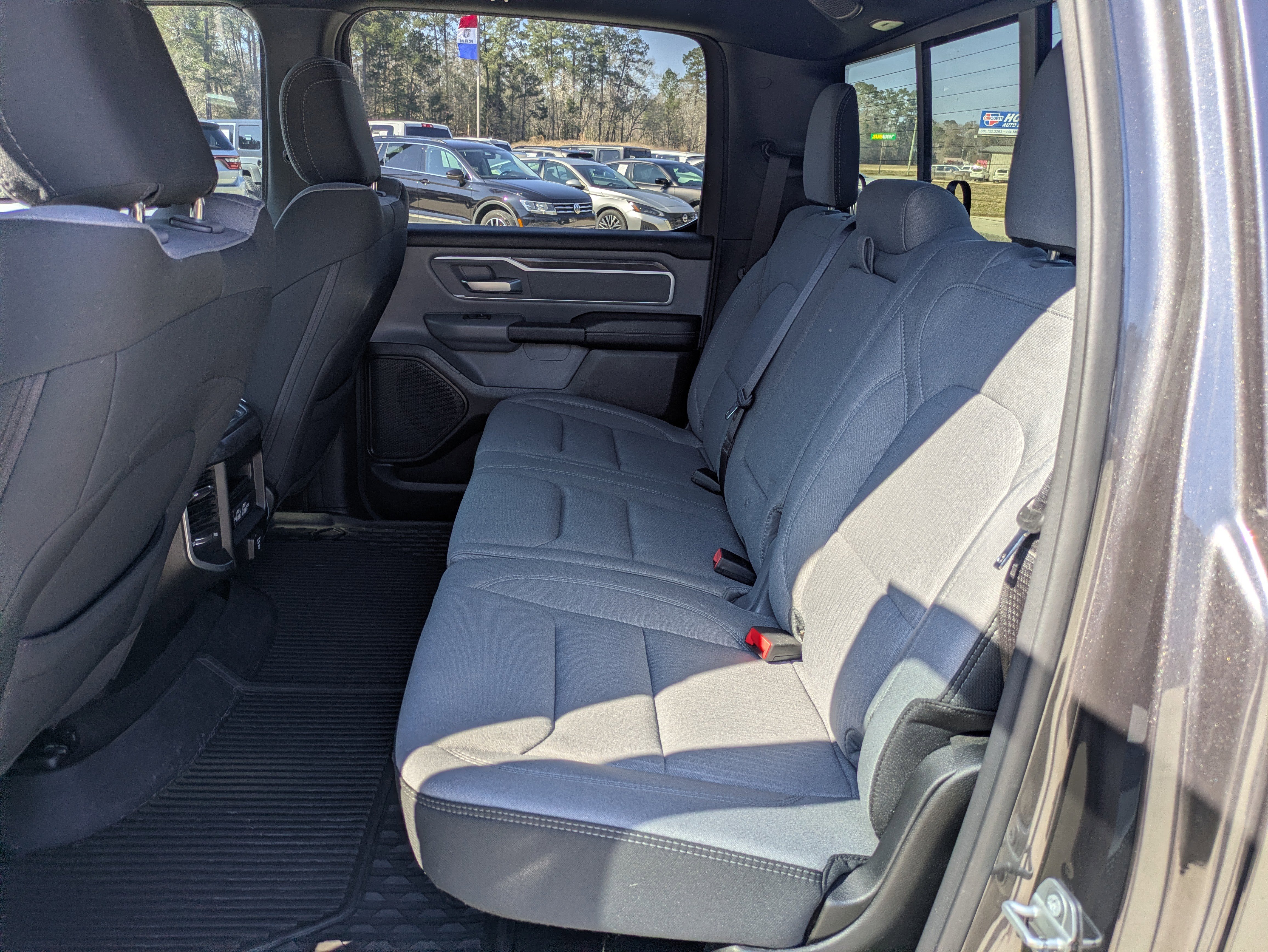 Used 2021 RAM 1500 Big Horn image 12