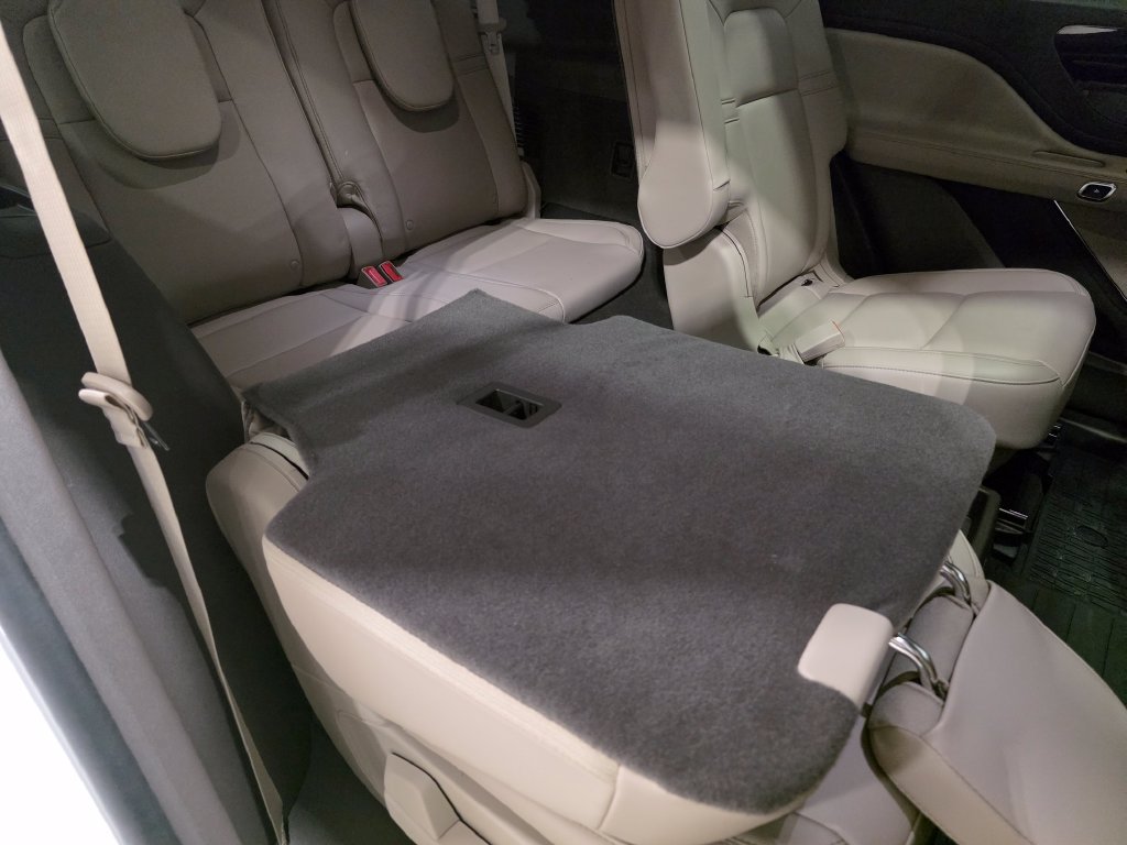 Used 2024 Lincoln Aviator AWD w/ Premium Package image 13