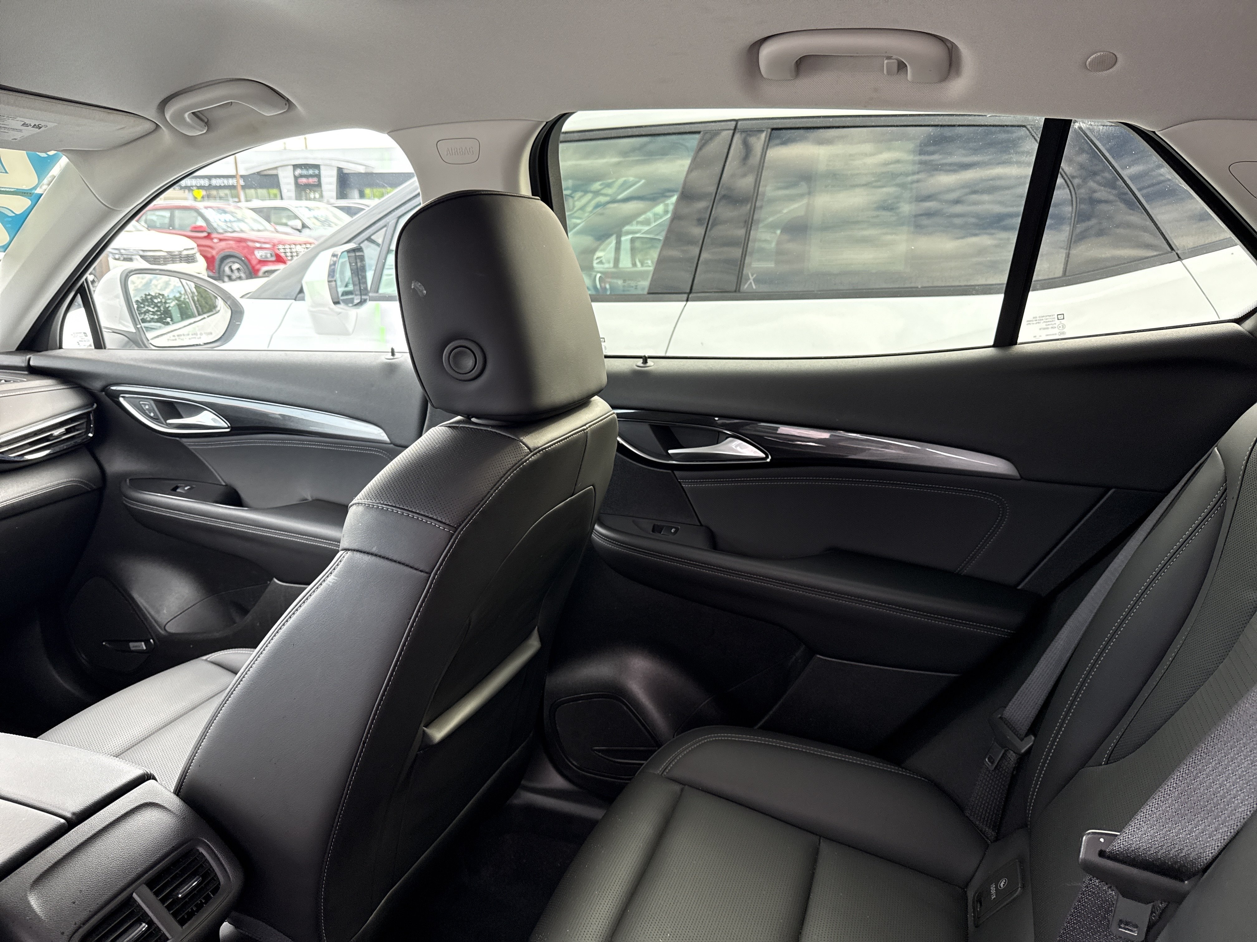 Used 2024 Buick Envision Preferred AWD/4WD image 33