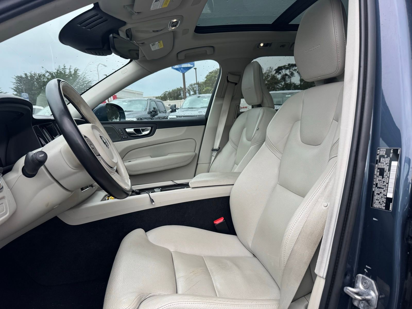 Used 2019 Volvo XC60 T6 Inscription w/ Protection Package Premier AWD/4WD image 11