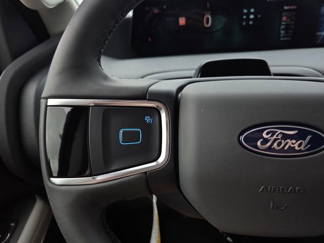 New 2026 Ford Expedition Active RWD image 21