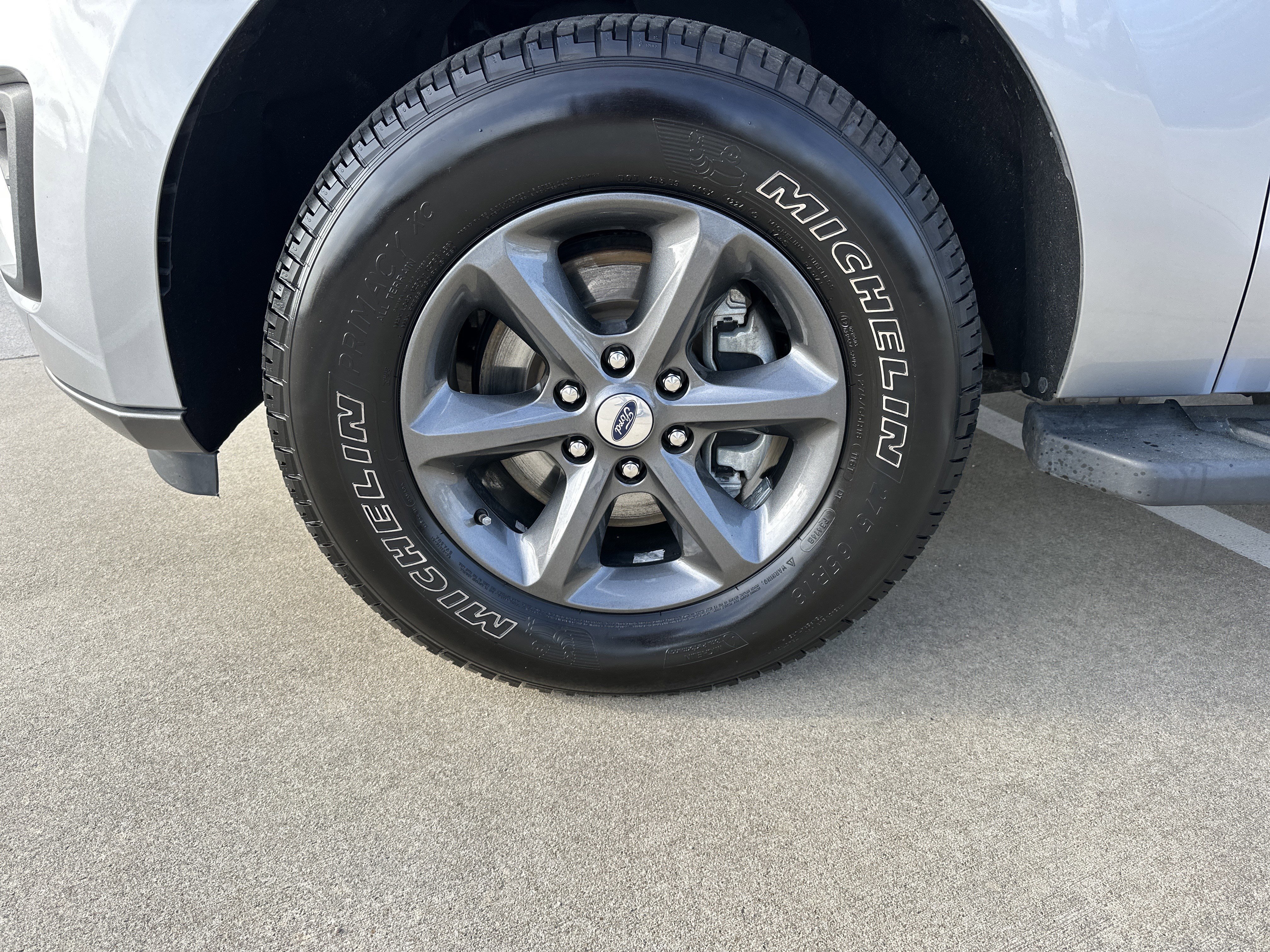 Used 2021 Ford Expedition XLT image 12