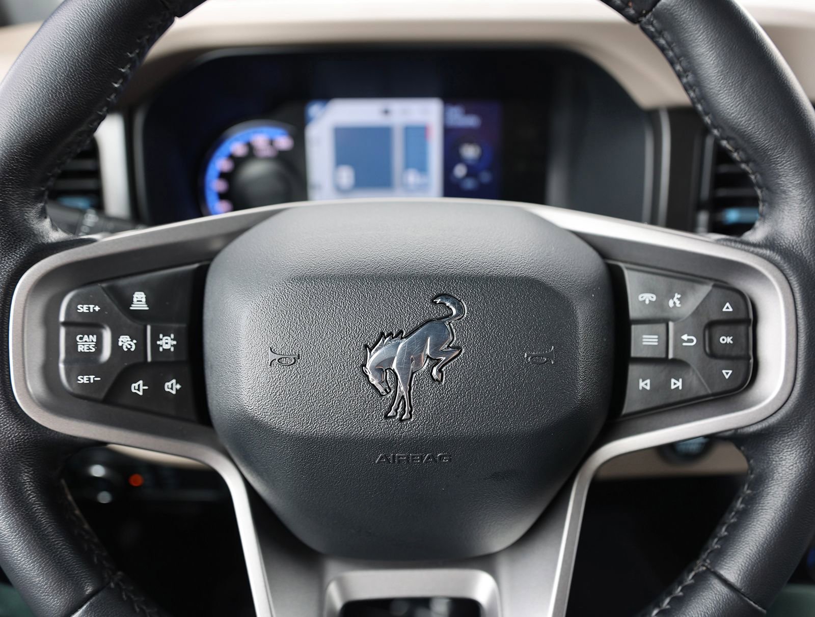 Used 2022 Ford Bronco Wildtrak image 40