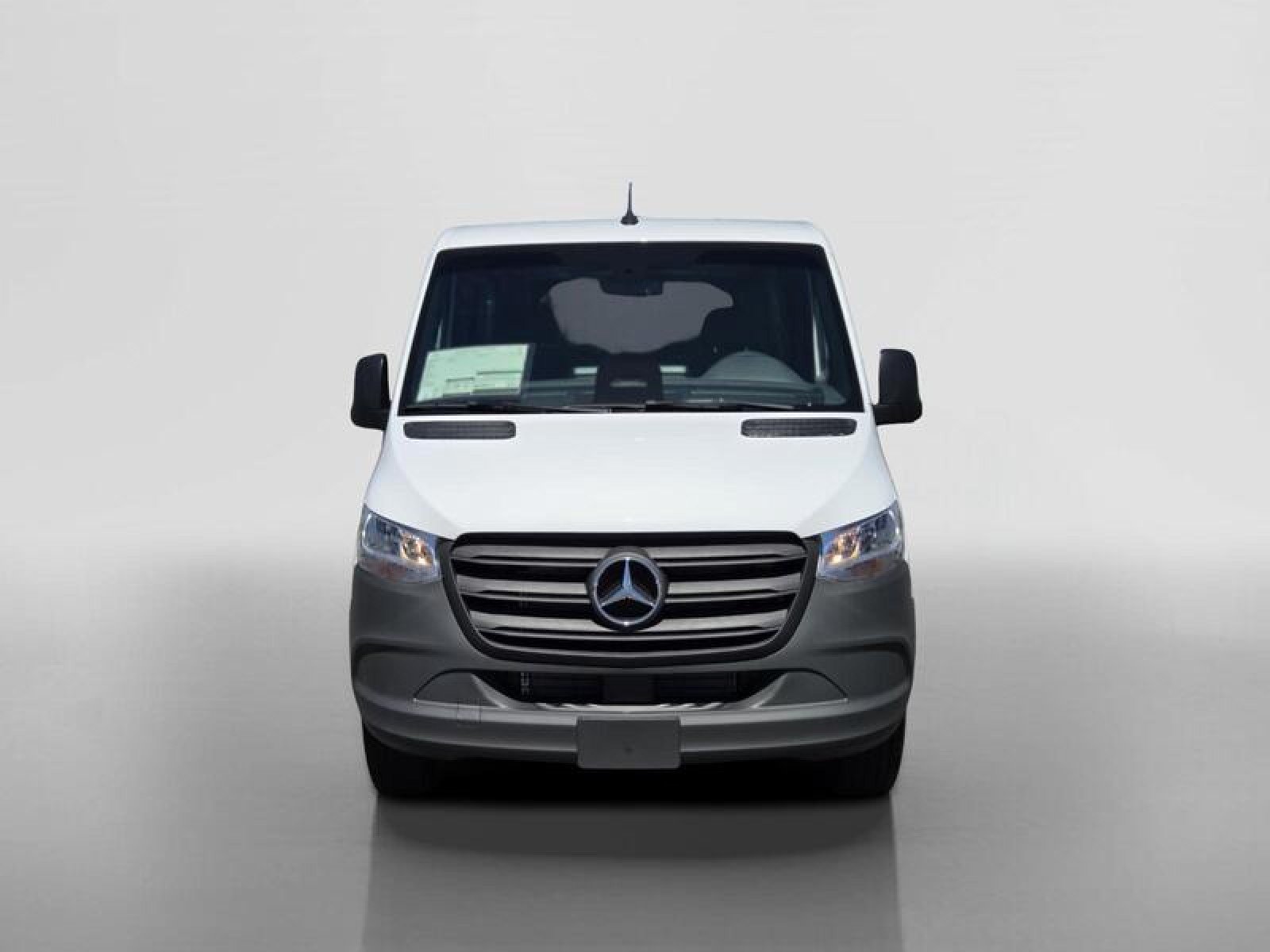 New 2026 Mercedes-Benz Sprinter 2500 image 9