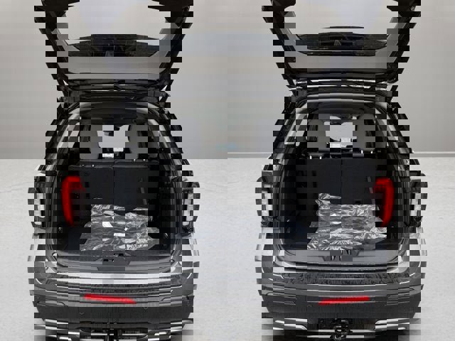 New 2026 Ford Explorer Active w/ Active Comfort Package image 7