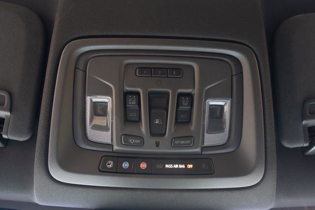 Used 2023 GMC Sierra 1500 Denali w/ Denali Reserve Package image 29