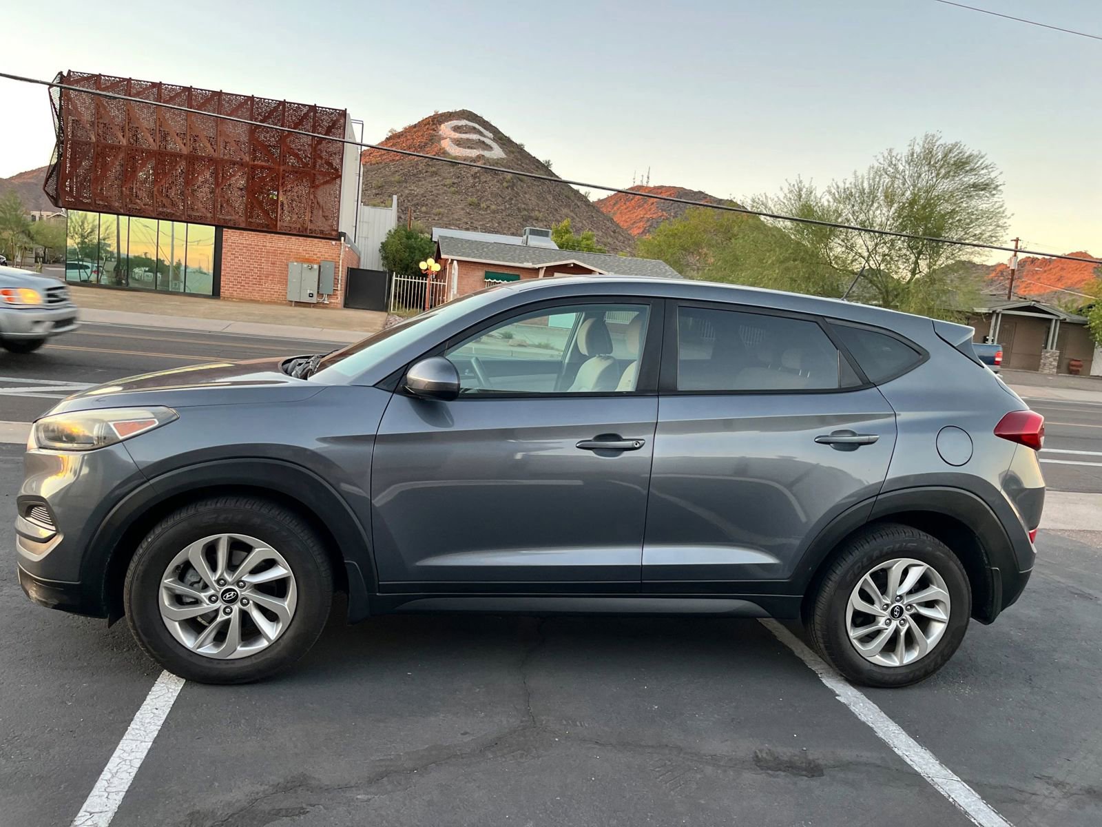 Used 2017 Hyundai Tucson SE