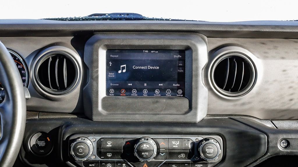 Used 2022 Jeep Wrangler Sport S image 17