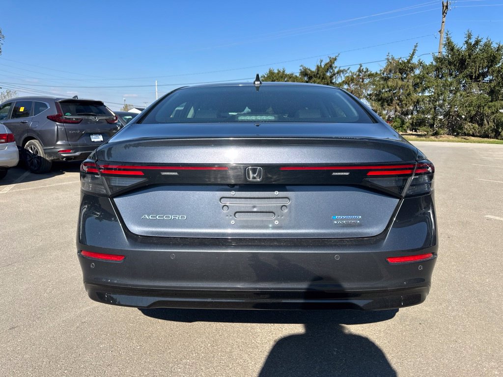 Used 2023 Honda Accord Touring image 10