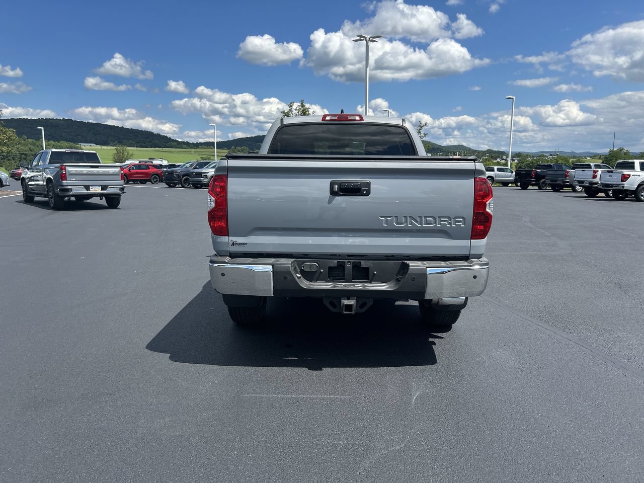 Used 2021 Toyota Tundra SR5 AWD/4WD image 6