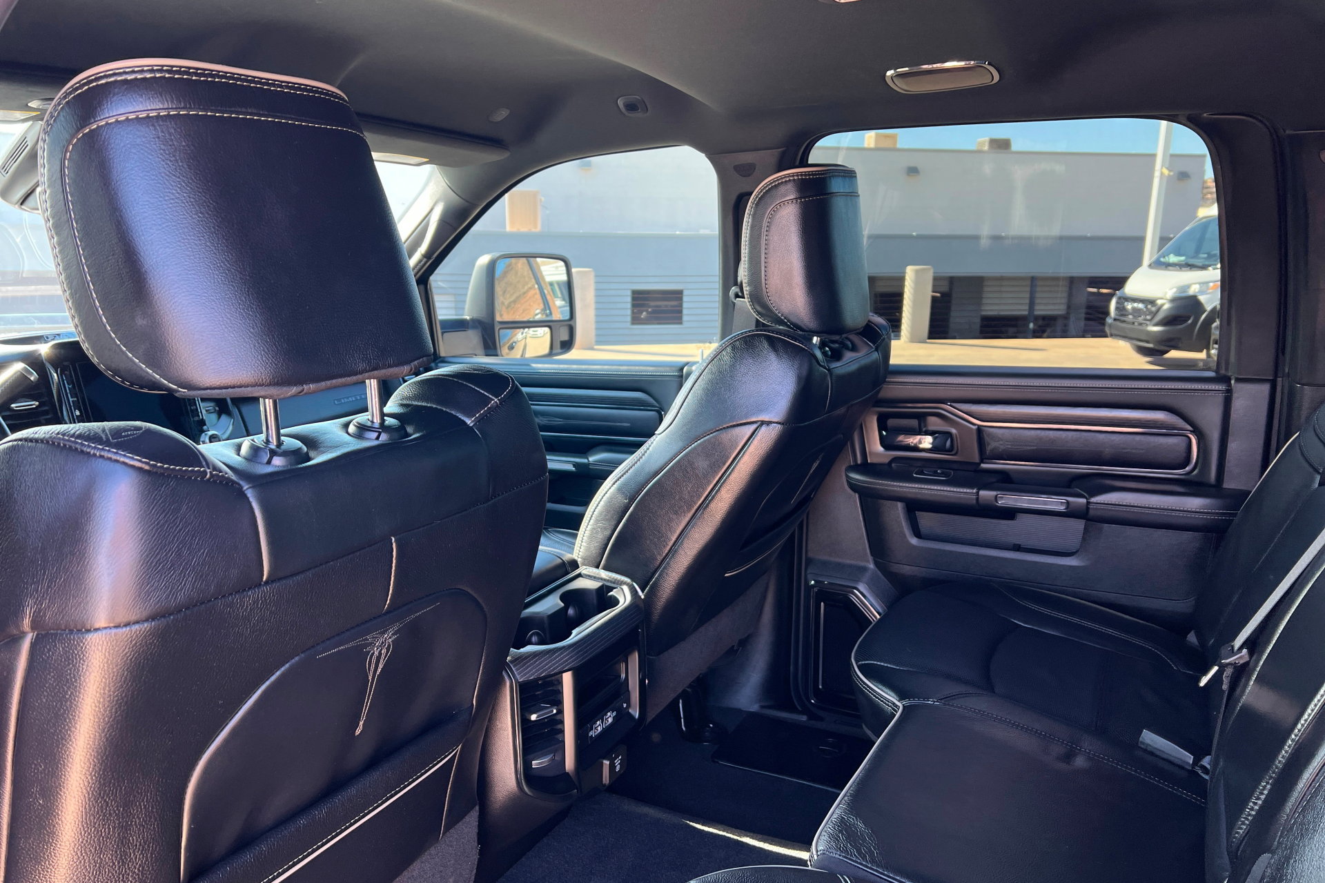 Used 2024 RAM 2500 Limited image 19