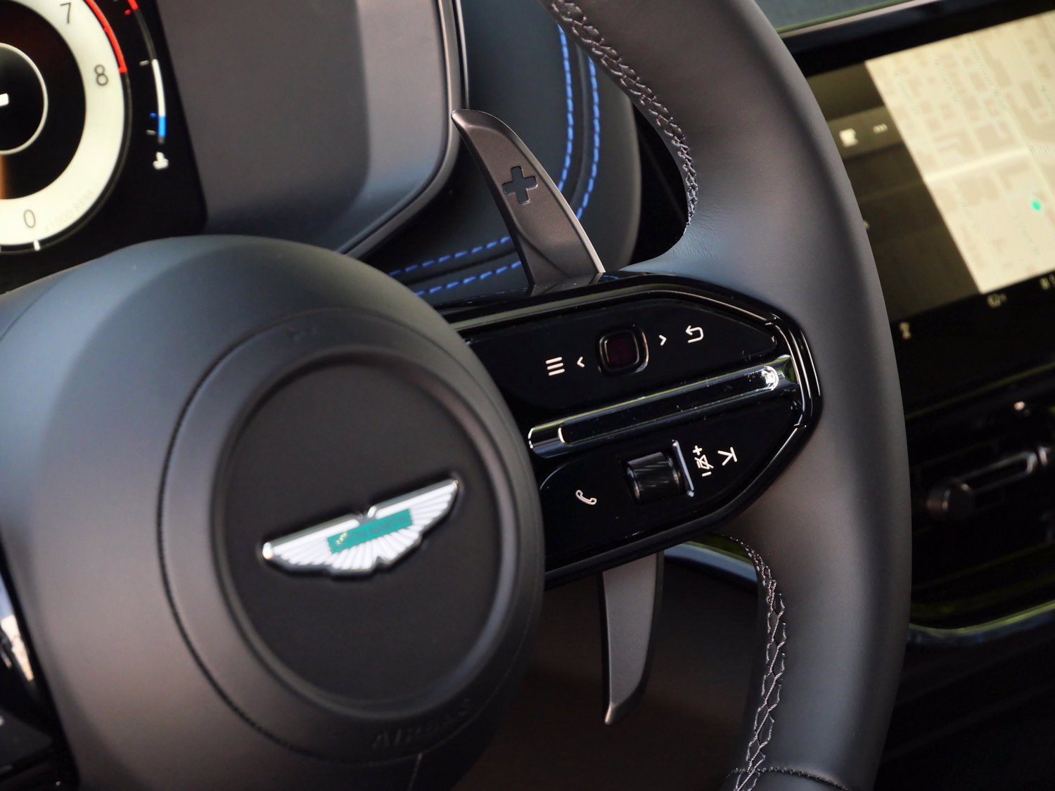 New 2026 Aston Martin DBX 707 AWD/4WD image 18