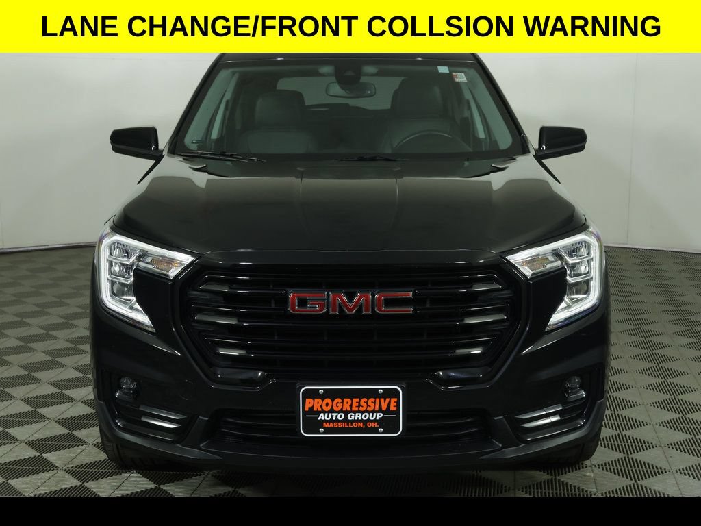 Used 2023 GMC Terrain SLT w/ Elevation Edition AWD/4WD image 12