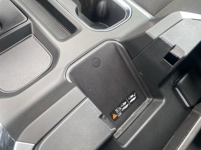 Used 2024 GMC Sierra 1500 Elevation image 17