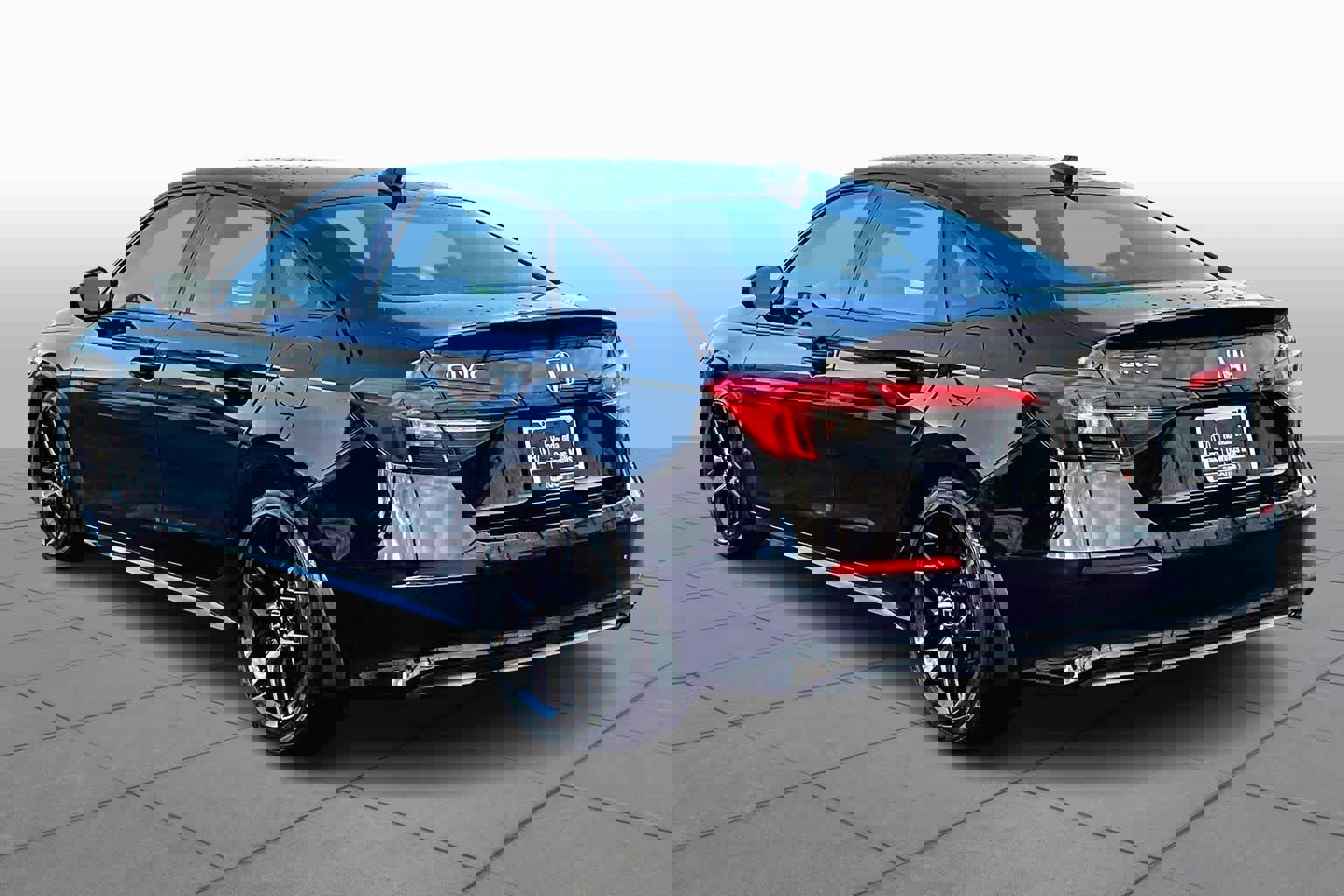 Used 2023 Honda Civic Sport image 9