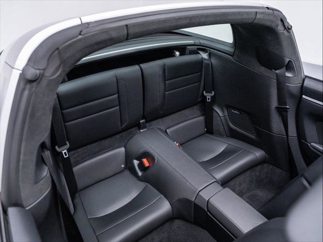 Used 2024 Porsche 911 Targa 4S w/ Premium Package image 37