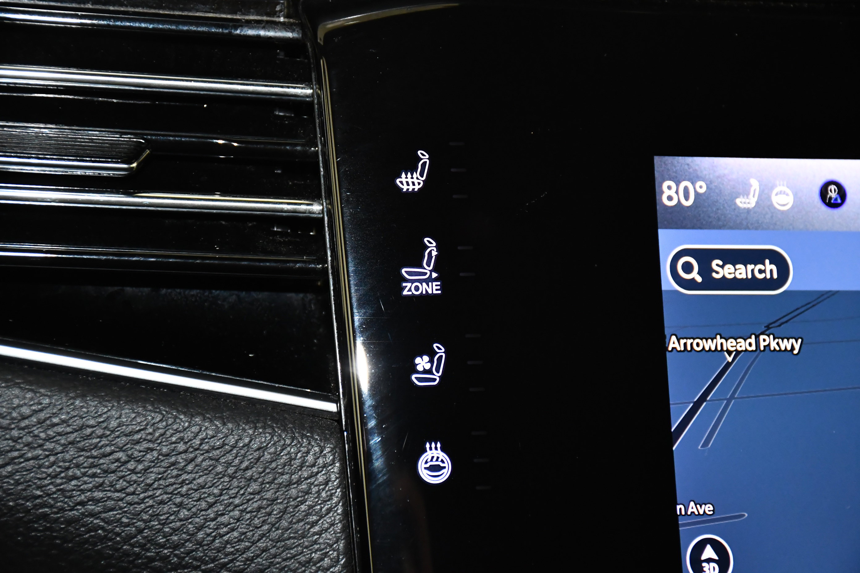 Used 2024 Jeep Wagoneer Series III AWD/4WD image 30