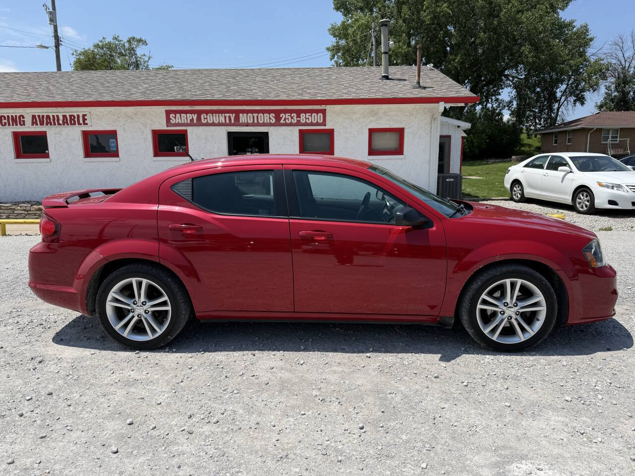 Used 2014 Dodge Avenger SE w/ Rallye Appearance Group FWD image 2