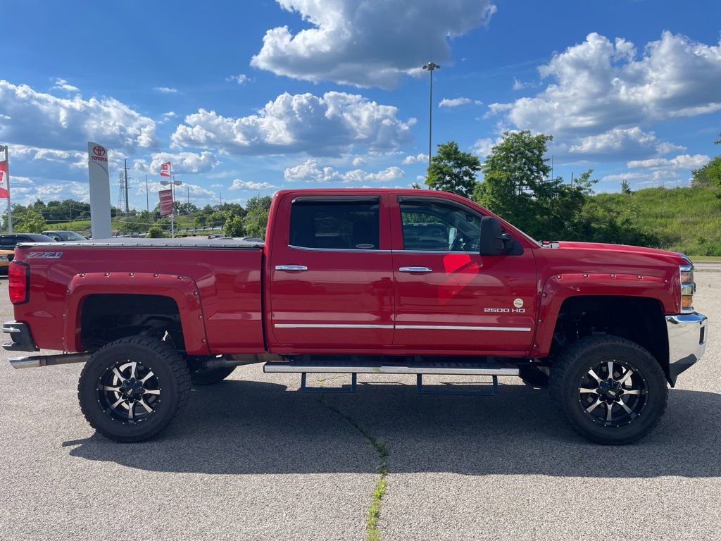 Used 2015 Chevrolet Silverado 2500 LT w/ LT Convenience Package AWD/4WD image 5