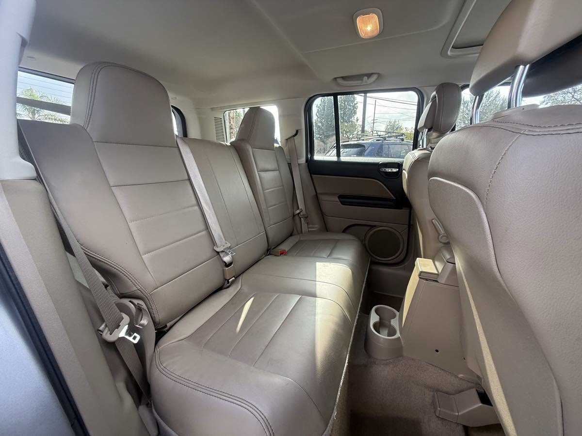 Used 2016 Jeep Patriot High Altitude image 34