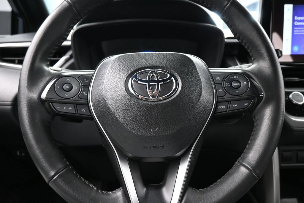 Used 2024 Toyota Corolla Cross AWD Hybrid image 23