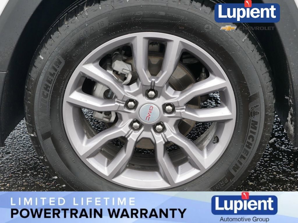 Used 2024 GMC Terrain SLT w/ Infotainment Package II image 14