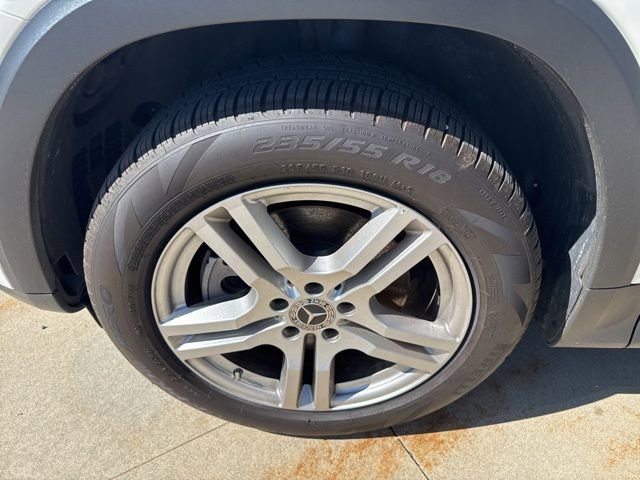 Used 2021 Mercedes-Benz GLB 250 4MATIC image 12