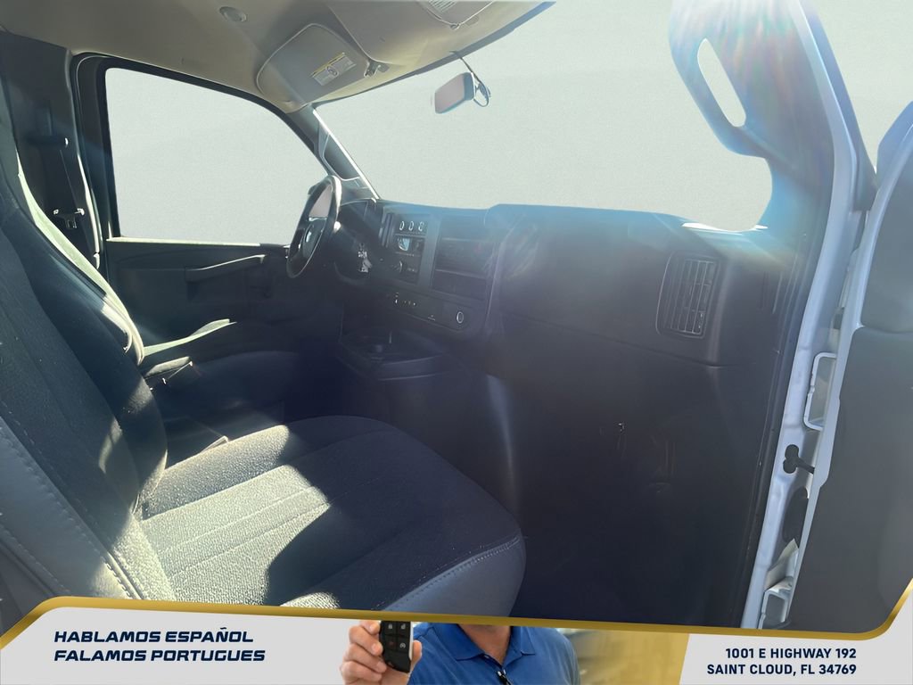 Used 2024 Chevrolet Express 2500 w/ Driver Convenience Package image 31