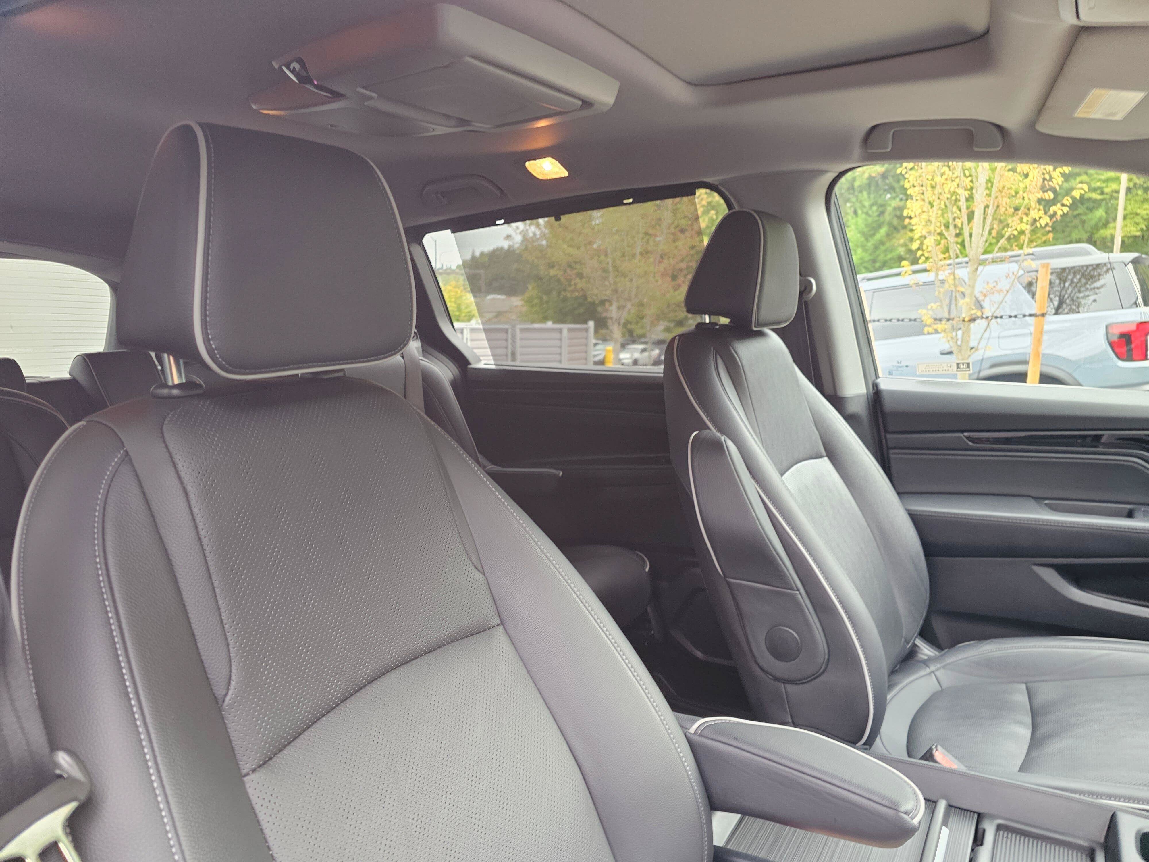 Certified 2023 Honda Odyssey Elite image 11