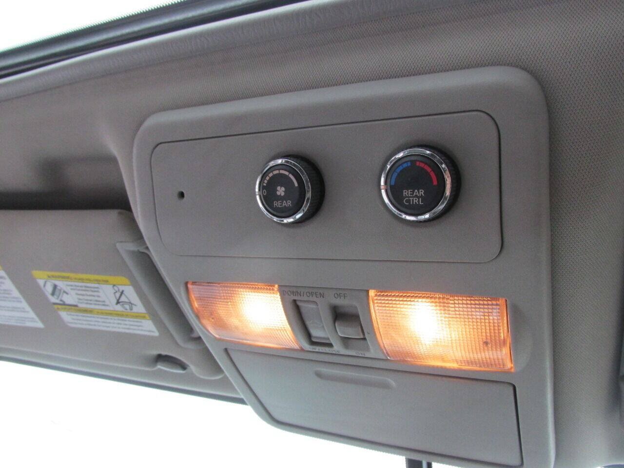 Used 2012 Nissan Pathfinder Silver w/ DVD Entertainment Pkg AWD/4WD image 29