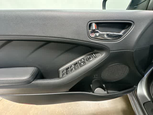 Used 2014 Kia Forte EX w/ Protection Package FWD image 15