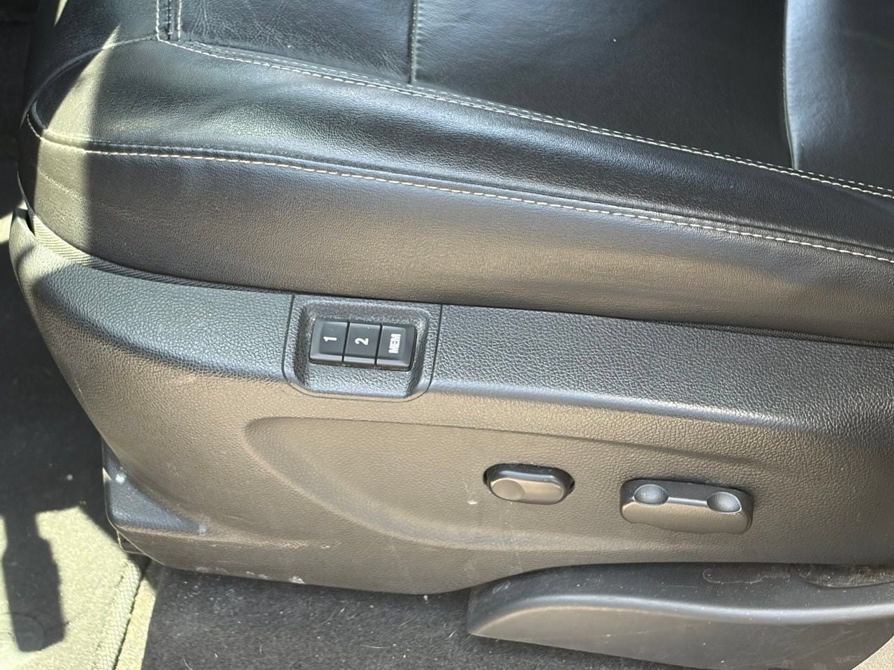 Used 2015 Buick Encore Leather w/ Experience Buick Package AWD/4WD image 6