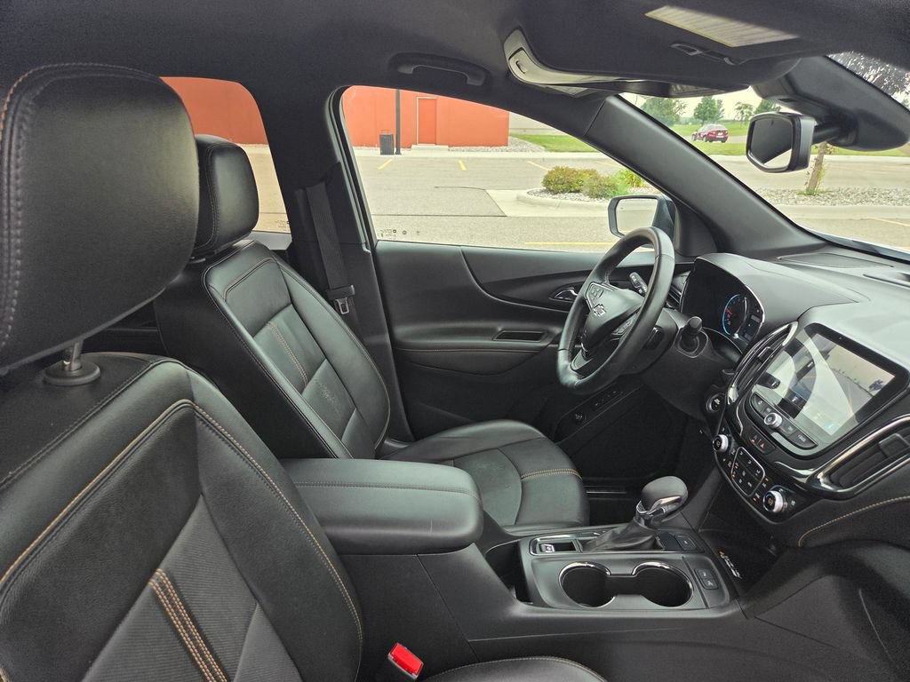Used 2023 Chevrolet Equinox Premier AWD/4WD image 33