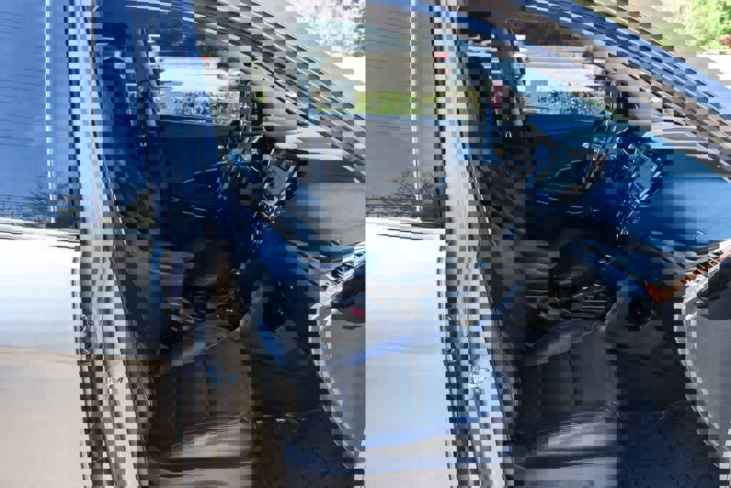 Used 2018 Hyundai Santa Fe Sport image 18