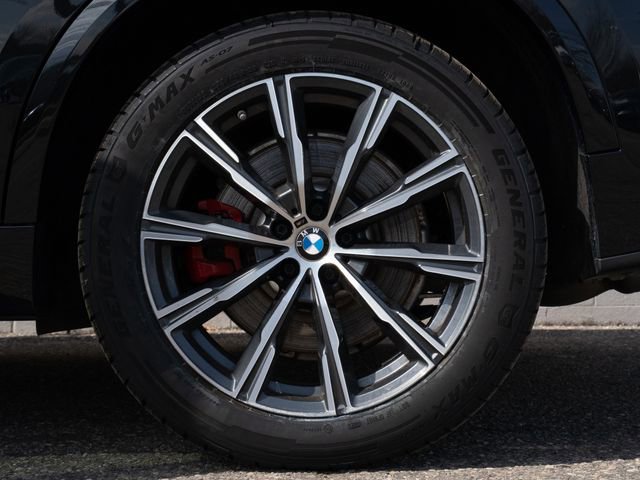 Used 2025 BMW X5 M60i w/ Climate Comfort Package image 13