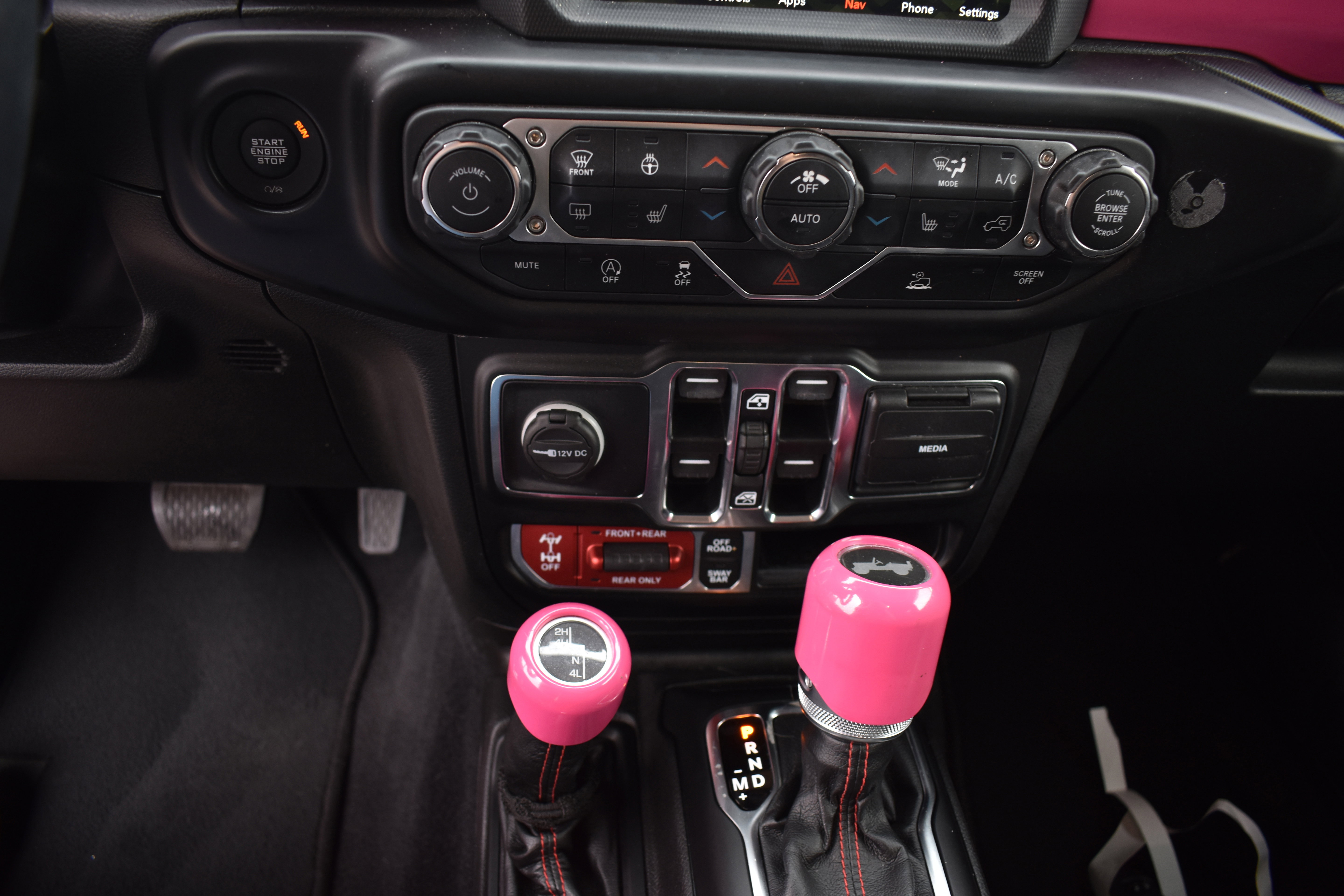 Used 2022 Jeep Wrangler Unlimited Rubicon w/ Cold Weather Group image 21