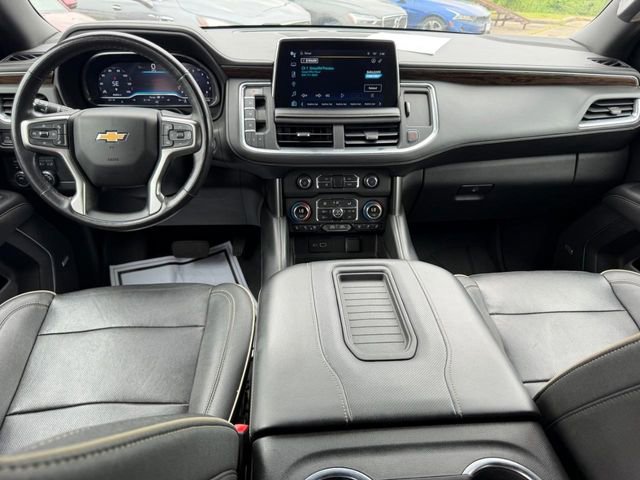 Used 2022 Chevrolet Suburban Premier AWD/4WD image 10