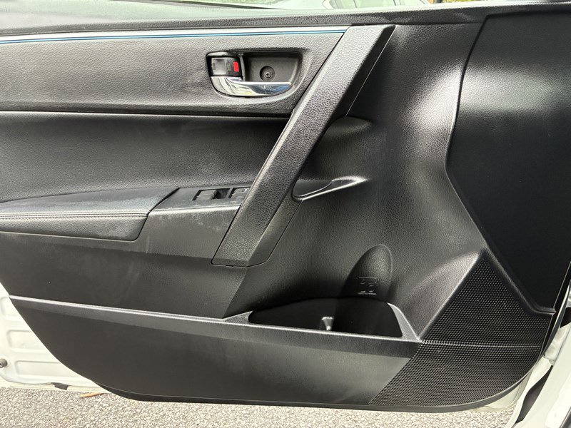 Used 2016 Toyota Corolla S image 15