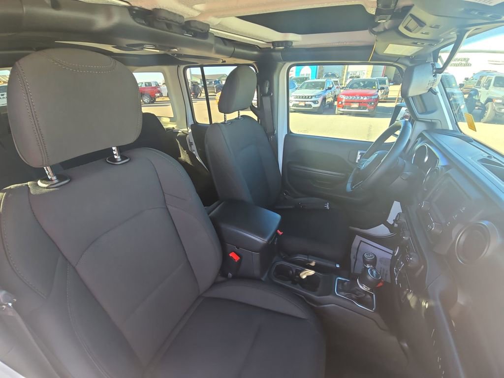 Used 2019 Jeep Wrangler Unlimited Sport S image 11