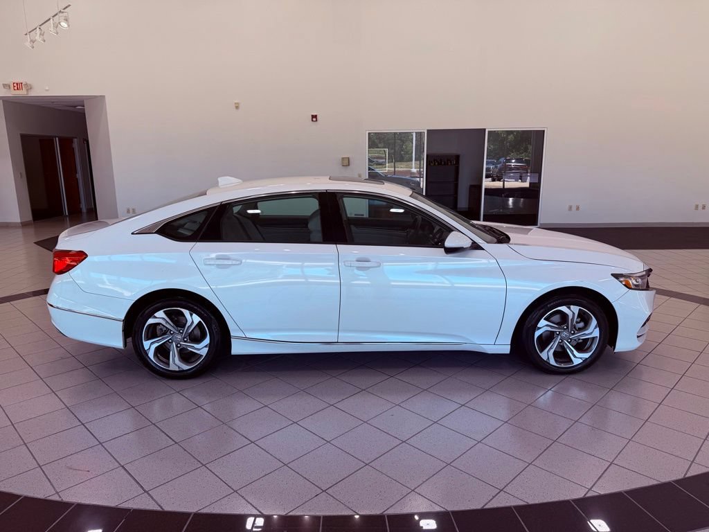 Used 2018 Honda Accord EX-L image 13