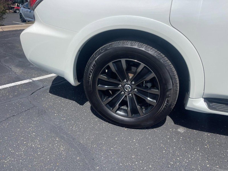 Used 2019 Nissan Armada Platinum AWD/4WD image 9