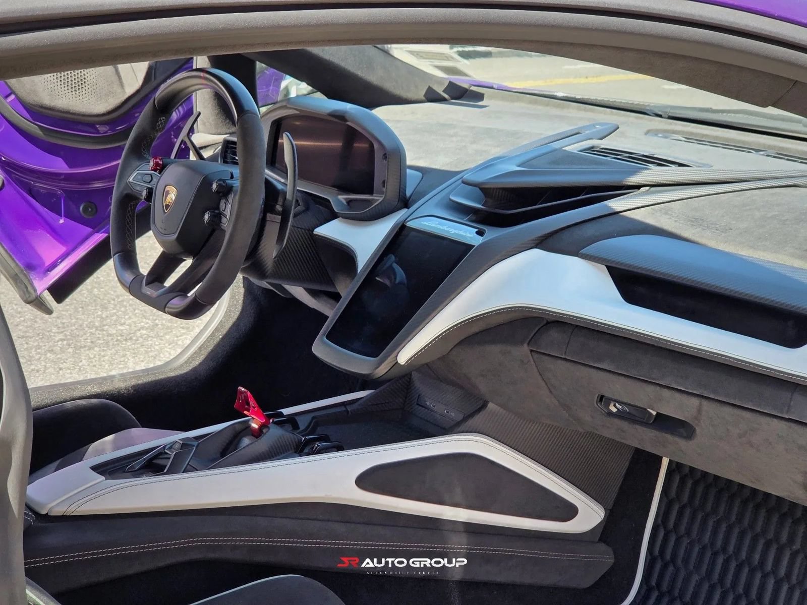 Used 2024 Lamborghini Revuelto AWD/4WD image 15