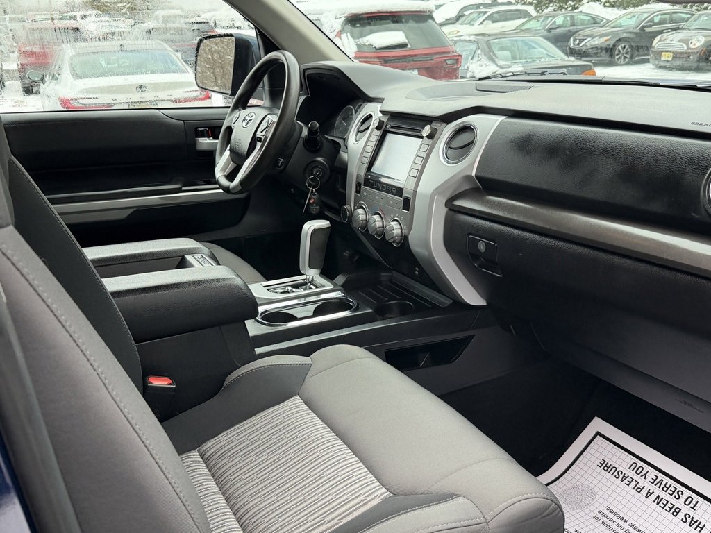 Used 2015 Toyota Tundra SR5 image 11