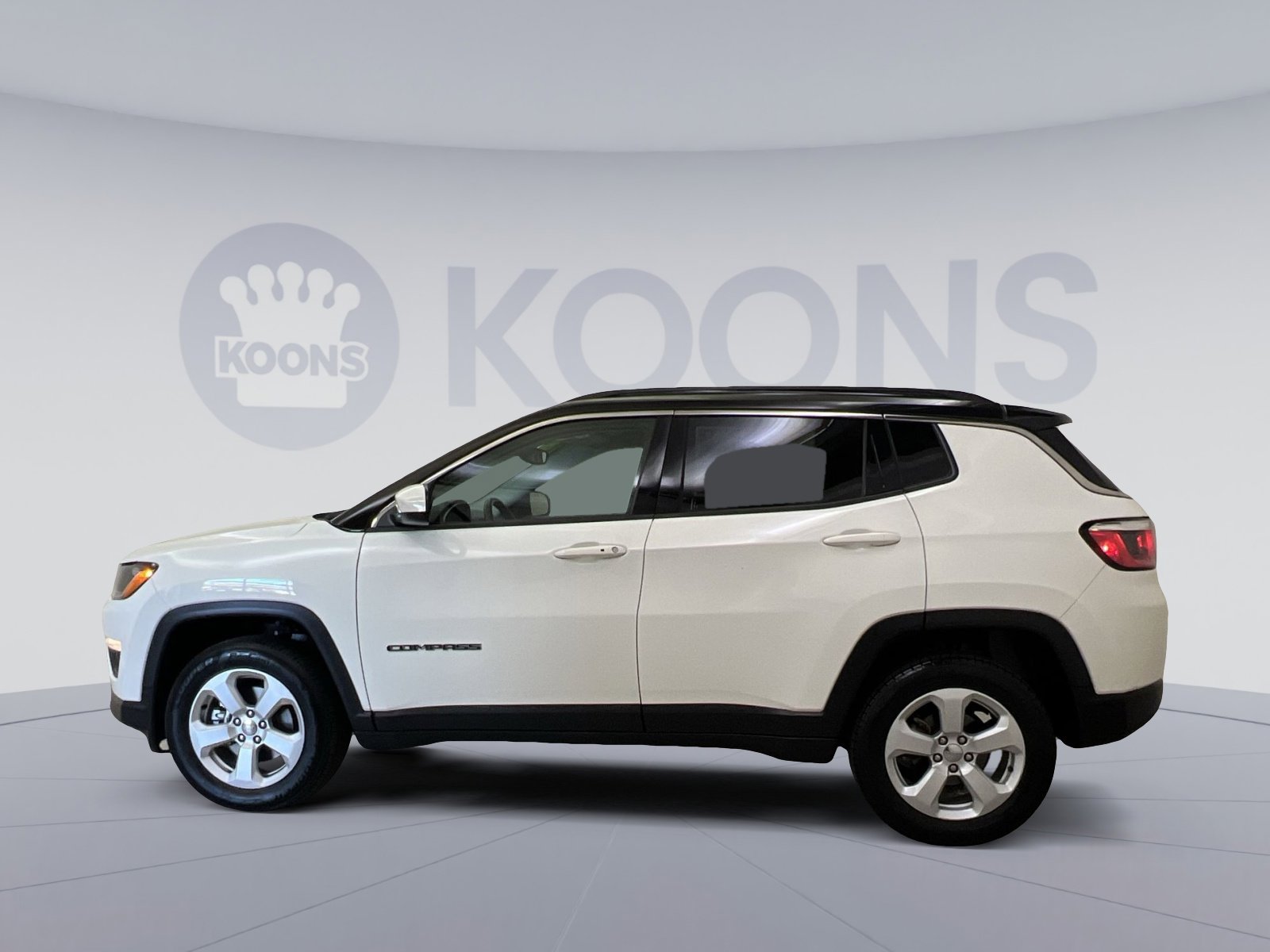 Used 2018 Jeep Compass Latitude AWD/4WD image 5